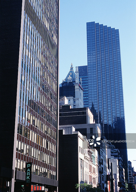 美国纽约，摩天大楼，低角度视野图片素材