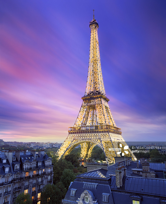 法国，巴黎，埃菲尔铁塔，(长时间曝光)，黄昏图片素材