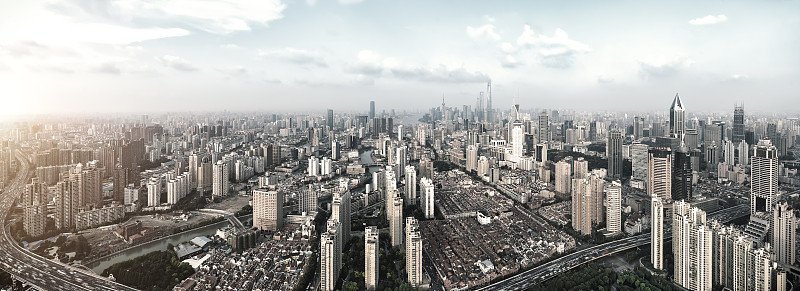 上海金融区CBD雾霾污染图片素材