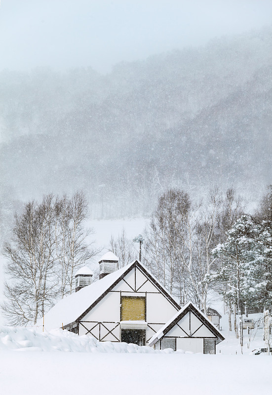 日本北海道雪景风光图片下载