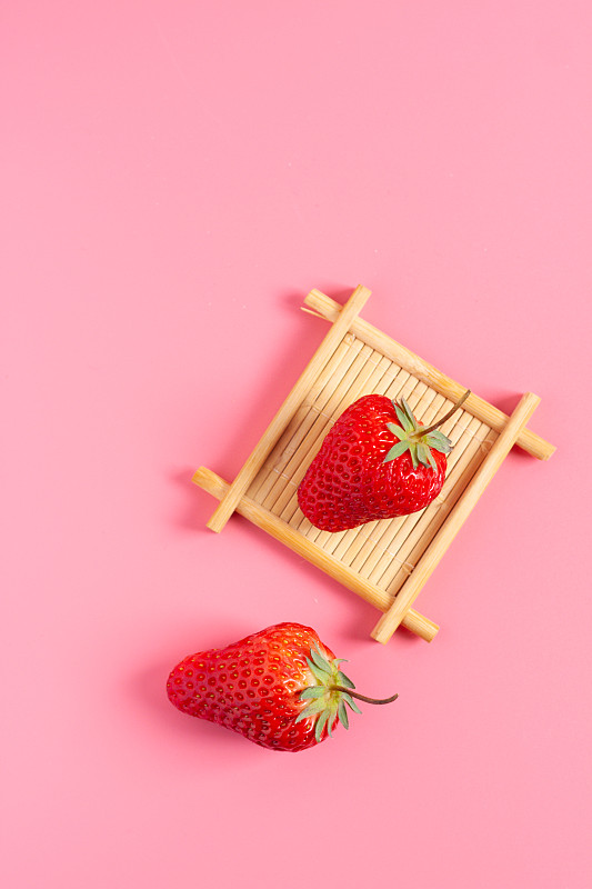 农产品新鲜水果草莓绿色天然健康食品图片素材