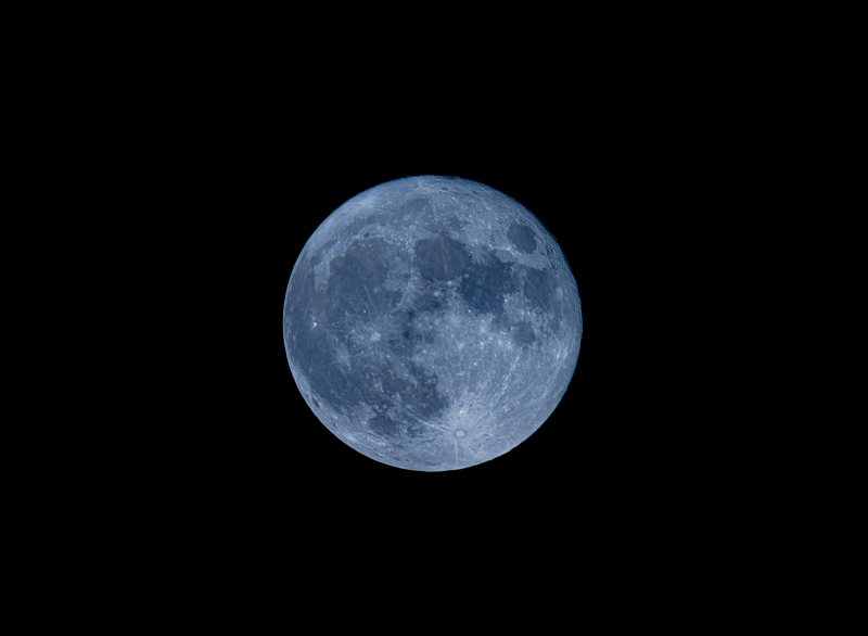 2023年8月的蓝月亮图片下载