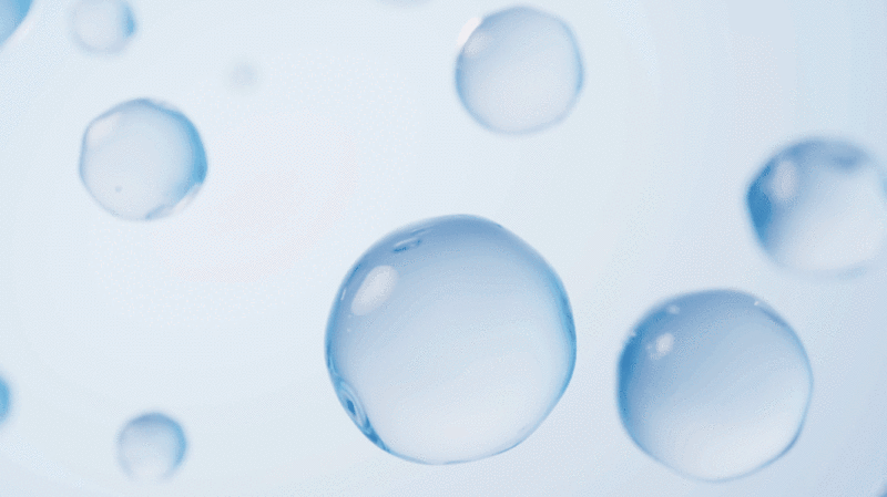 蓝色透明水珠球体3D渲染图片下载