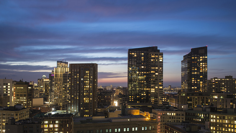 美国，马萨诸塞州，波士顿，市中心的黄昏图片下载