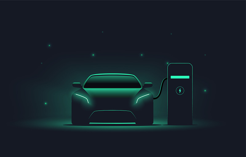 电动汽车在充电站。前视图电动车剪影与绿色发光在黑暗的背景。电动汽车的概念。矢量图下载