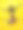 一个年轻女子的肖像，在黄色背景下，穿着鲜艳的衣服，手里拿着智能手机摄影图片