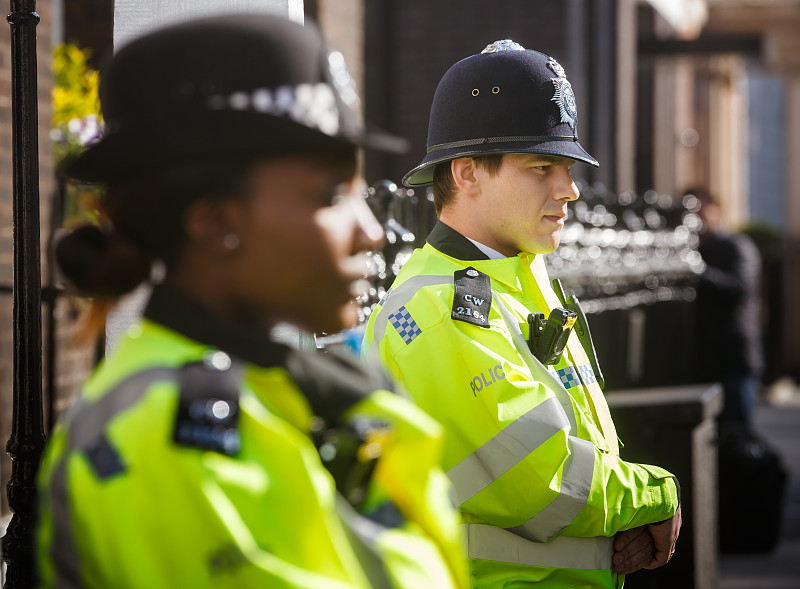 在伦敦值勤的都市女警察图片下载