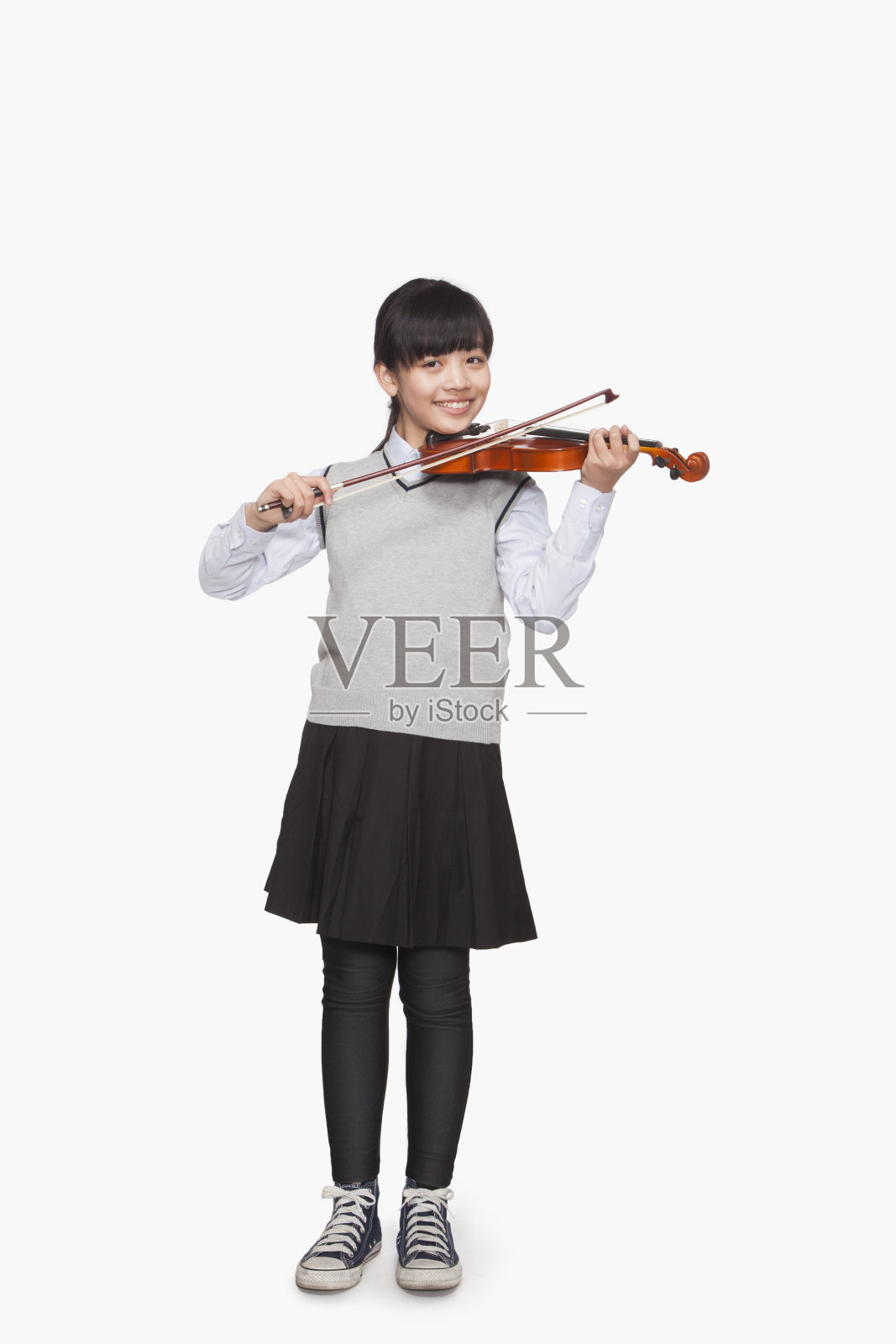 拉小提琴的女孩照片摄影图片