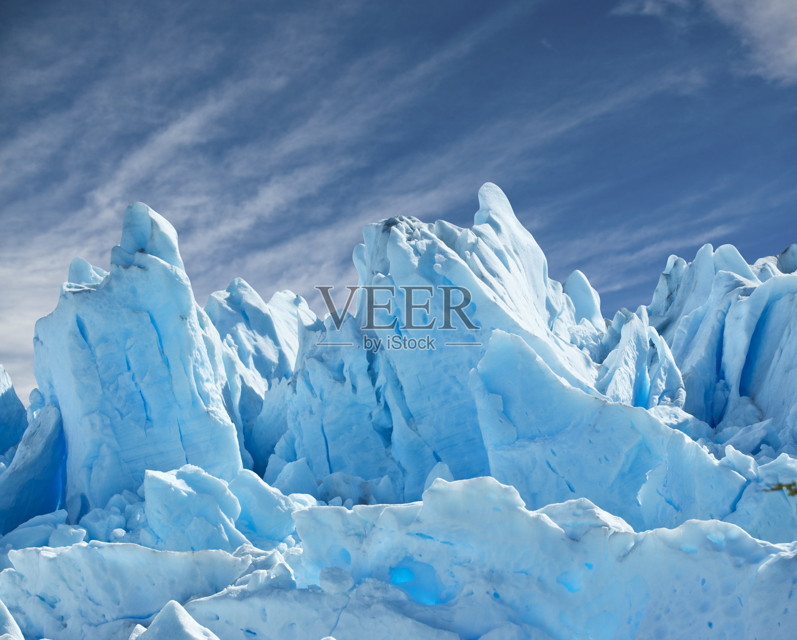 莫雷诺冰川测量员。照片摄影图片