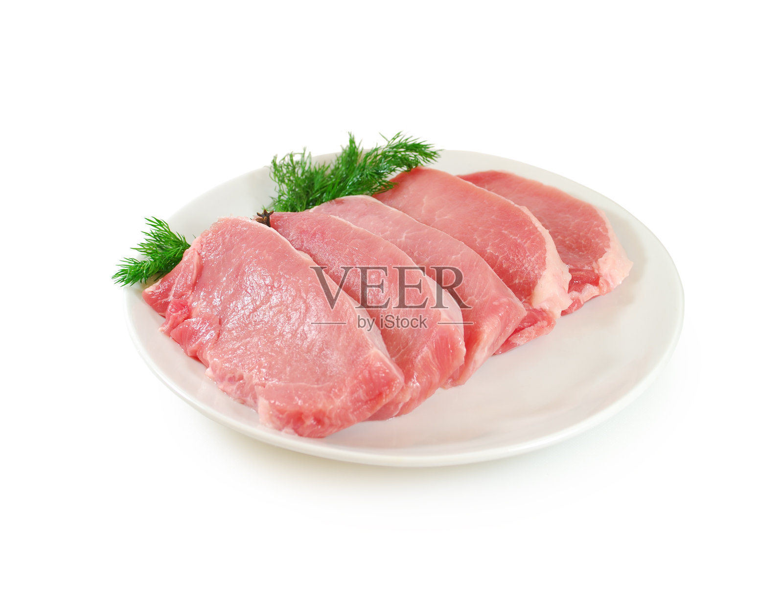 生肉。猪排与莳萝隔离菜照片摄影图片