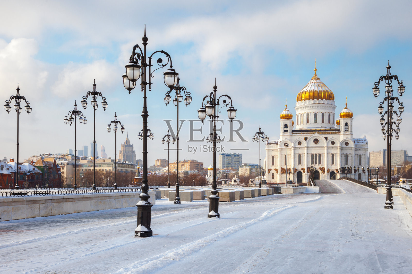 莫斯科基督救世主教堂的冬天照片摄影图片
