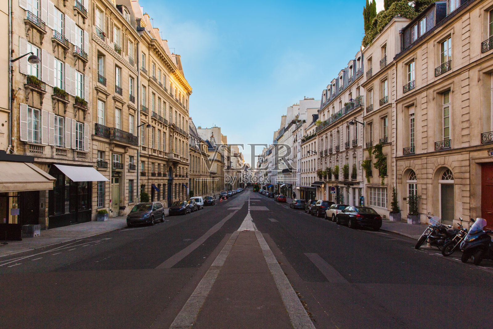 巴黎街头照片摄影图片