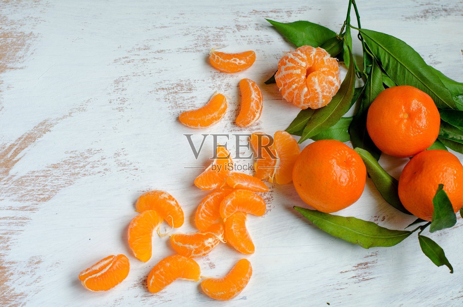 白色背景的成熟橘子照片摄影图片