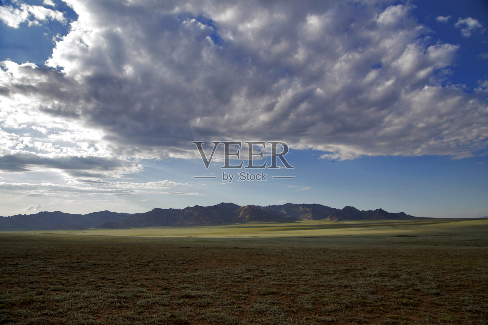 蒙古的大草原。照片摄影图片