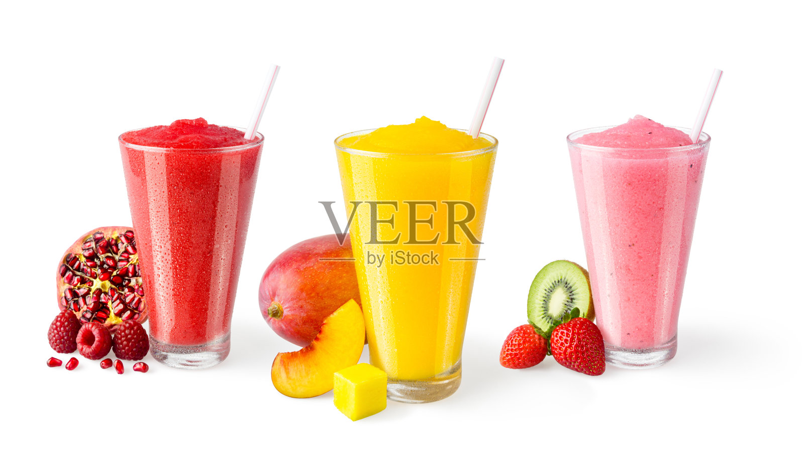三种口味的水果冰沙在玻璃上的白色背景照片摄影图片
