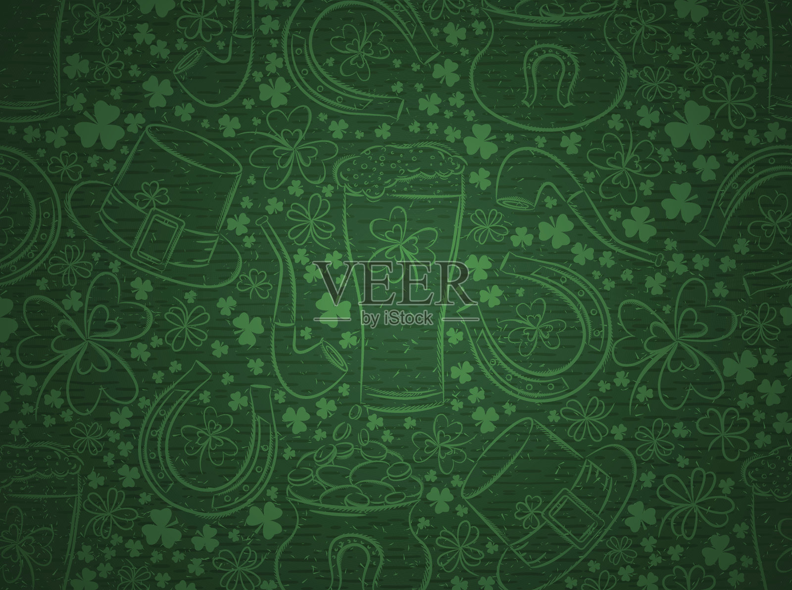 绿色背景的帕特里克日与ber马克杯，马蹄，三叶草插画图片素材