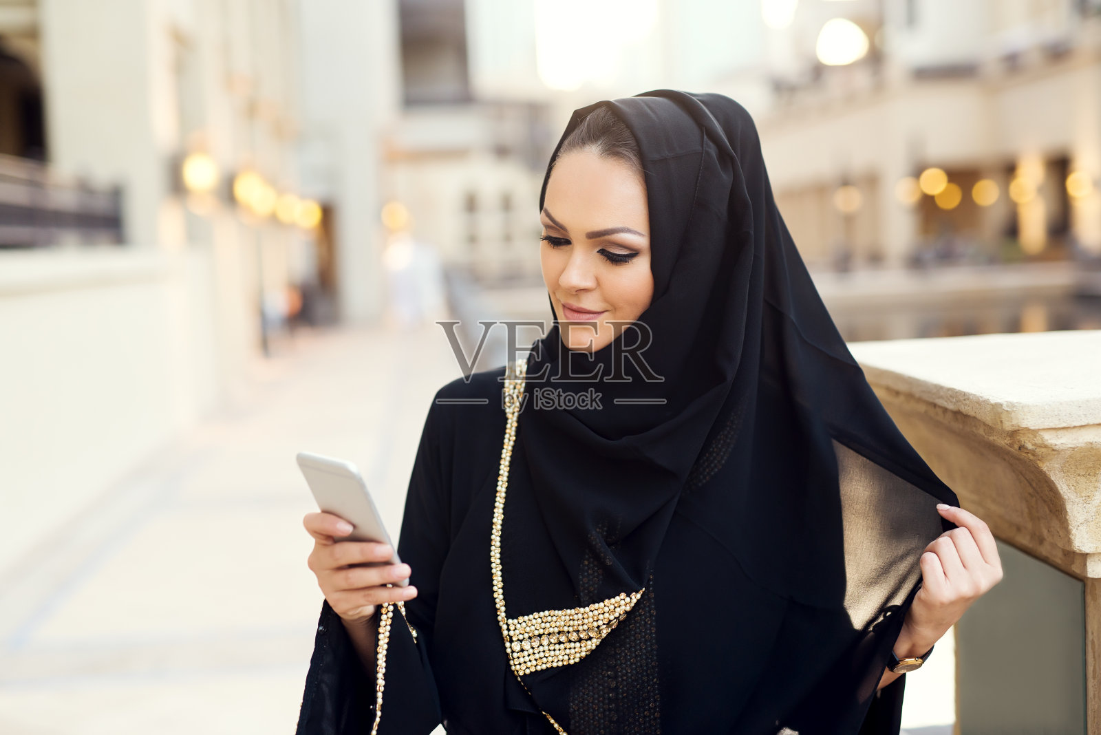 阿拉伯的女人。照片摄影图片