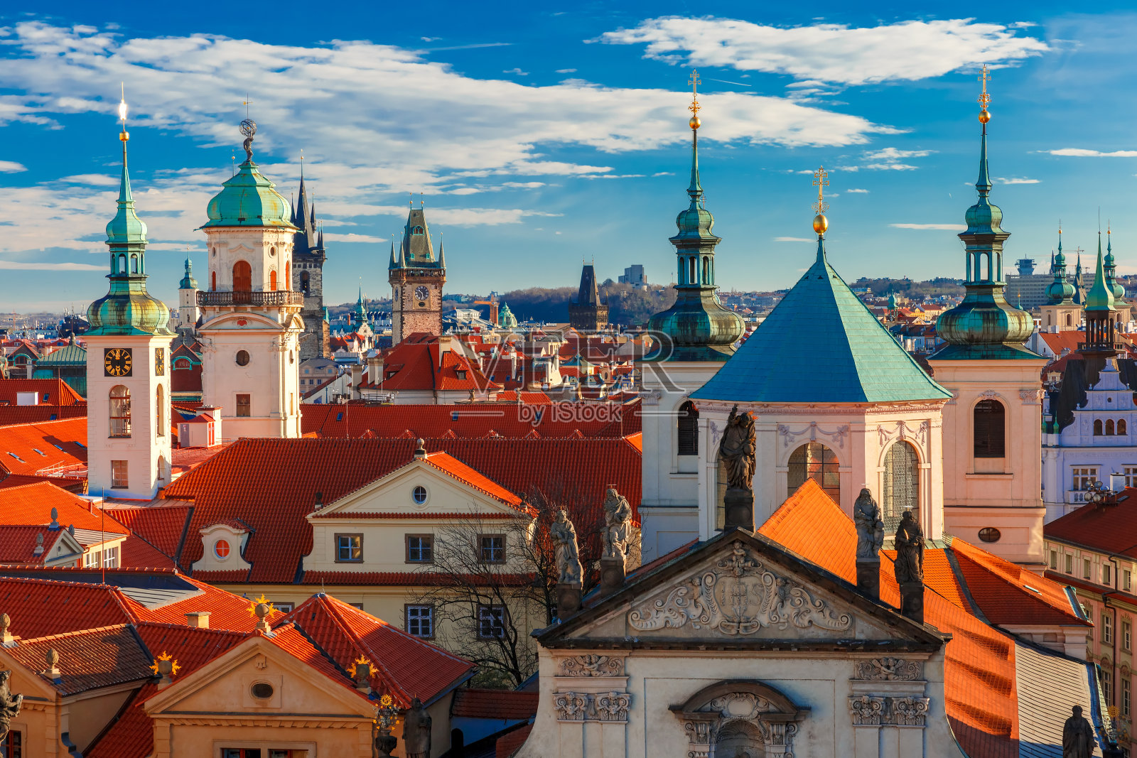 鸟瞰布拉格古城，捷克共和国照片摄影图片