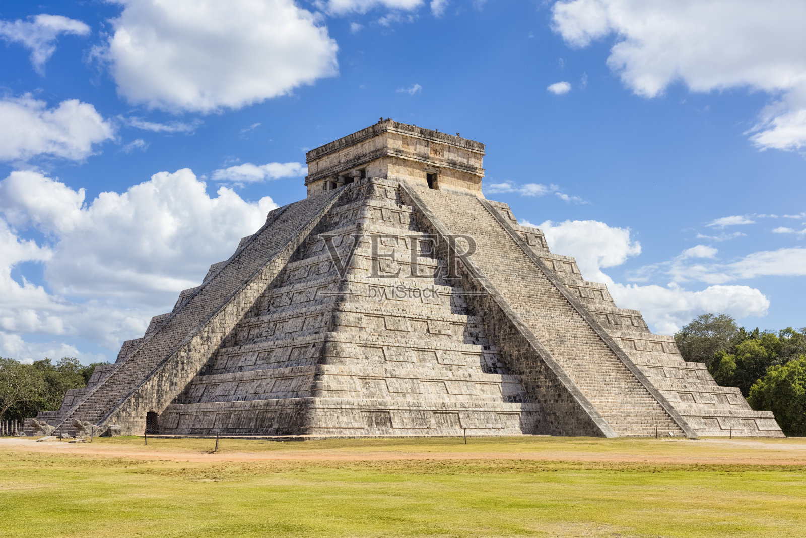 墨西哥奇琴伊察玛雅金字塔库库尔坎/埃尔卡斯蒂略照片摄影图片