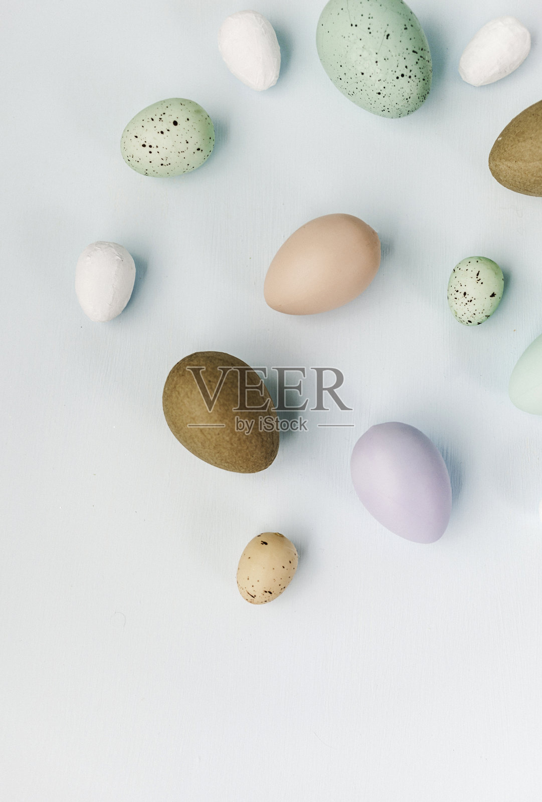 简单的复活节背景与各种复活节彩蛋照片摄影图片