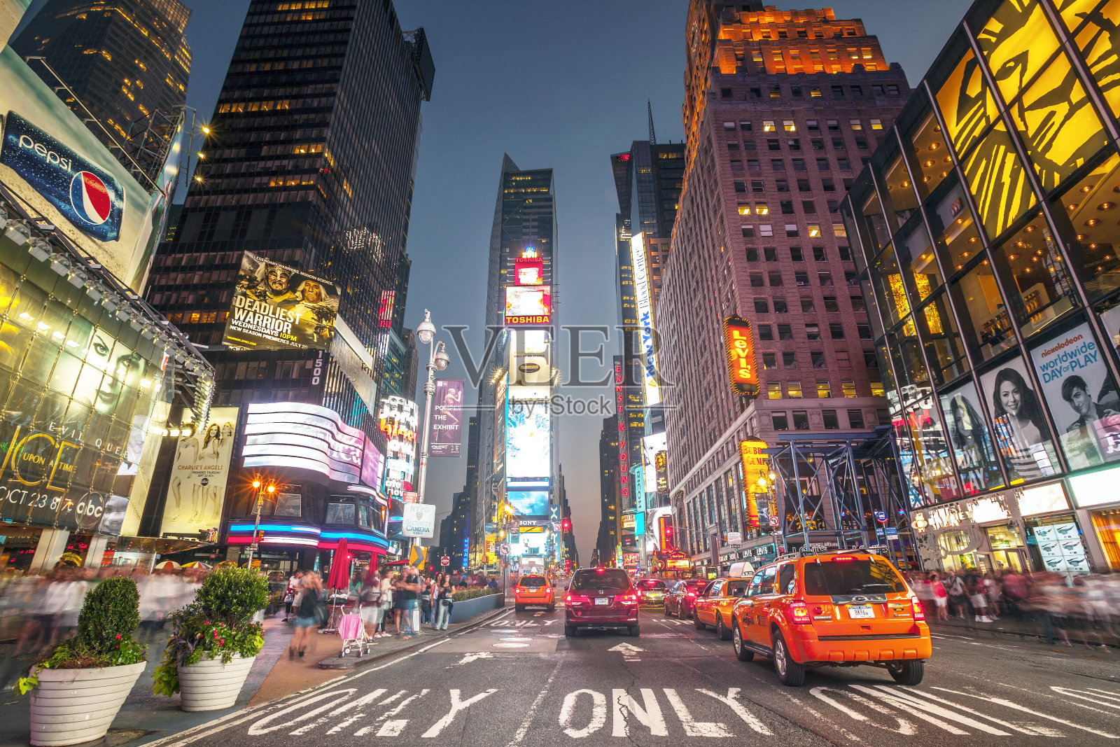 纽约时代广场的夜景照片摄影图片