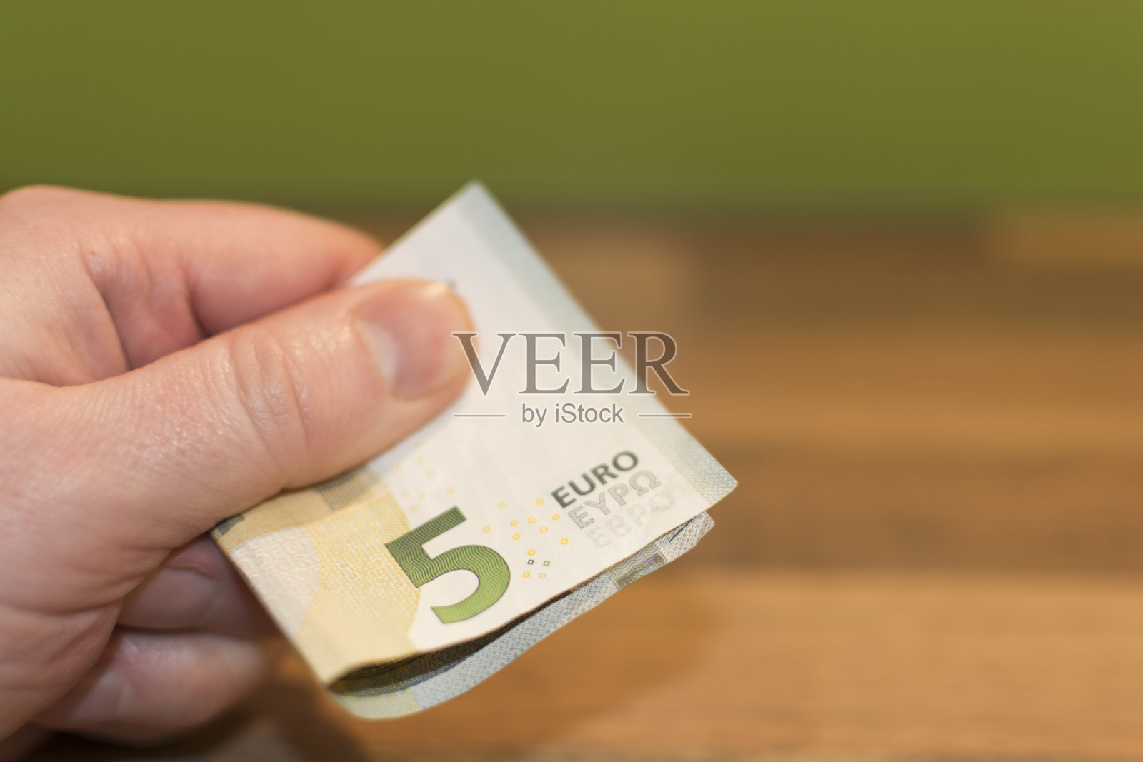 5欧元纸币照片摄影图片