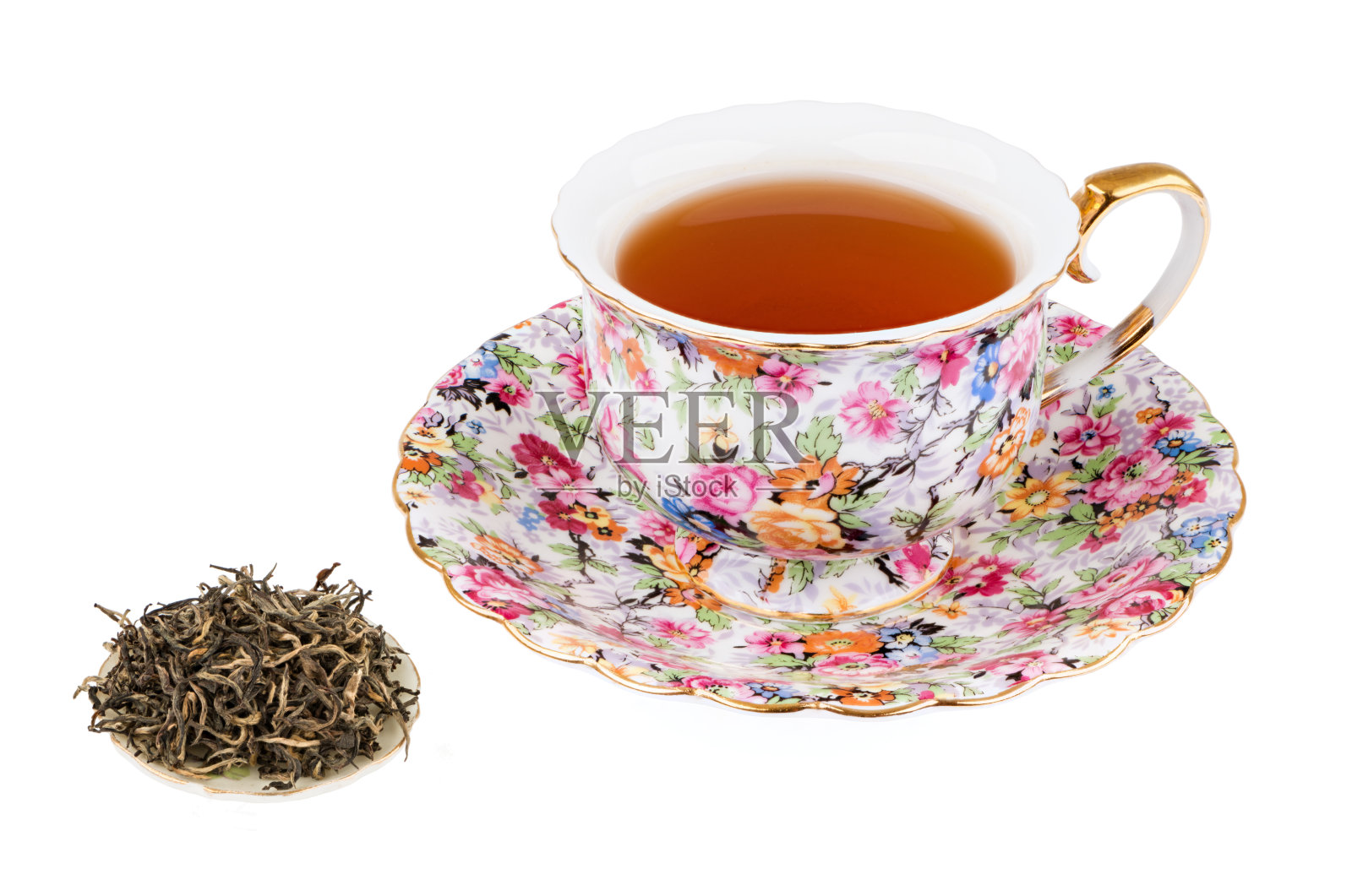 花茶杯与红茶和孤立的白色背景与深锐利的焦点照片摄影图片