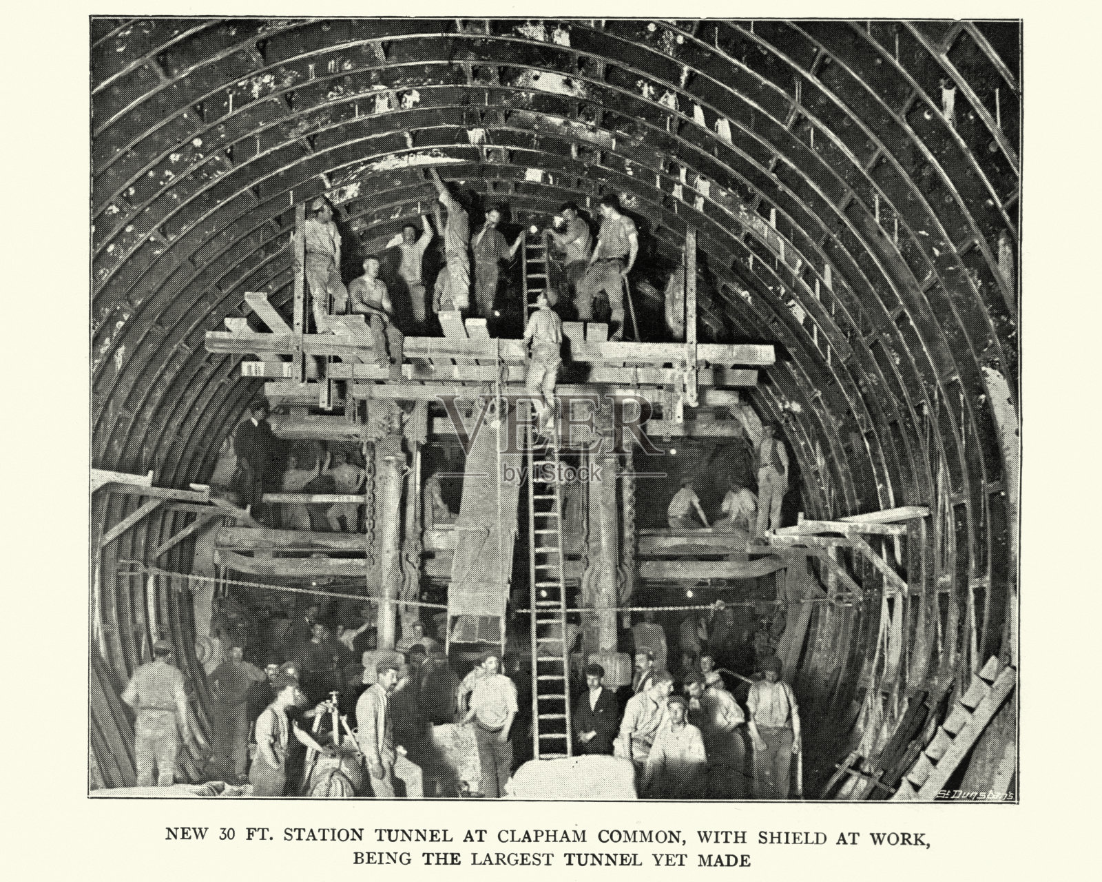 克拉彭公共建筑车站隧道，伦敦地铁，1899年照片摄影图片