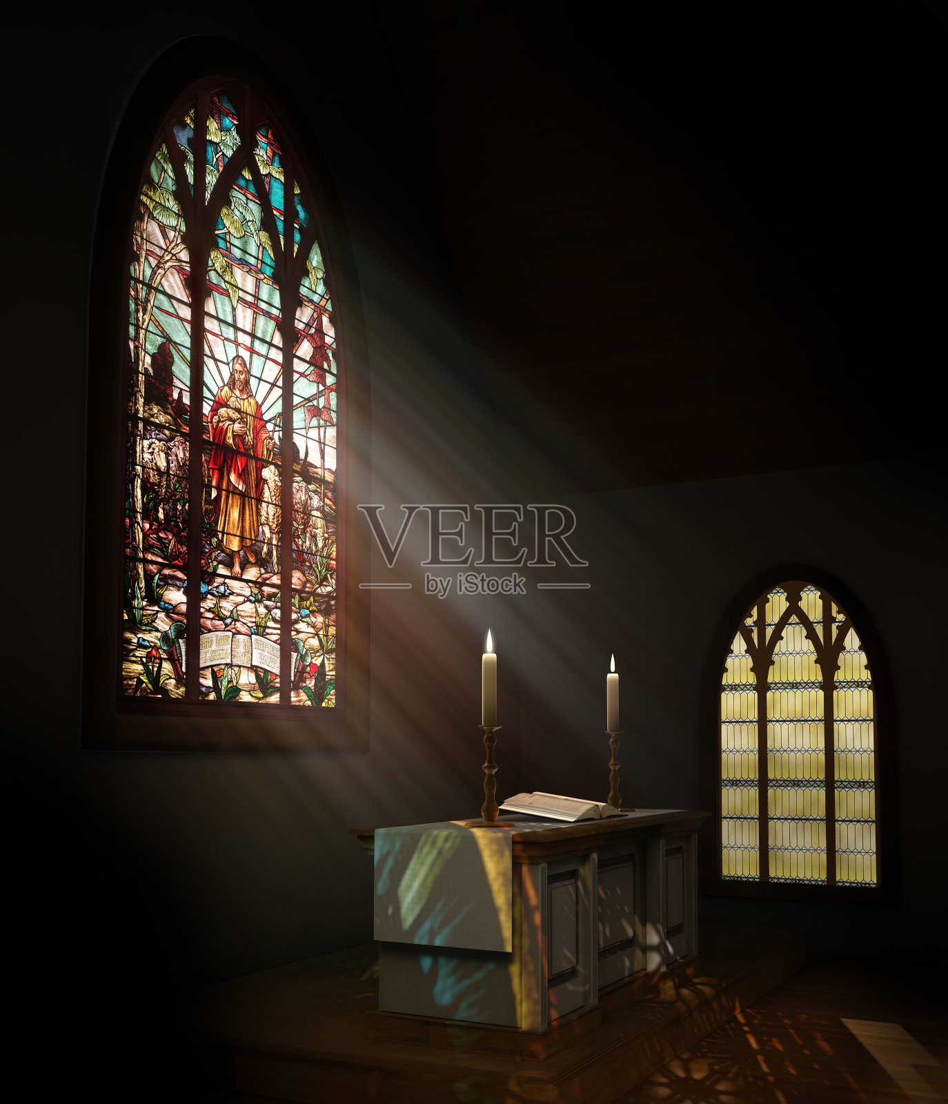 彩色玻璃窗照亮了黑暗的教堂照片摄影图片