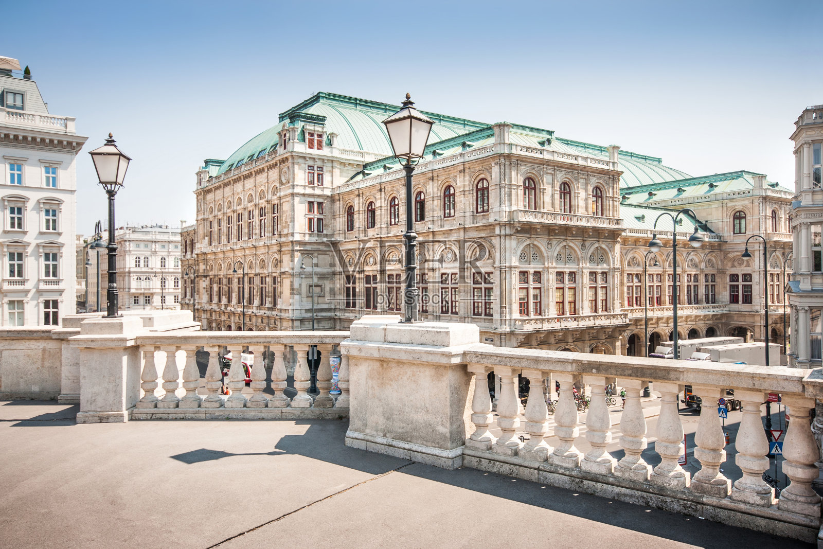 美丽的维也纳国家歌剧院，位于奥地利的维也纳照片摄影图片