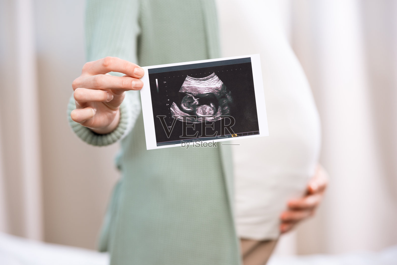 孕妇胎儿摄影图片-孕妇胎儿摄影作品-千库网