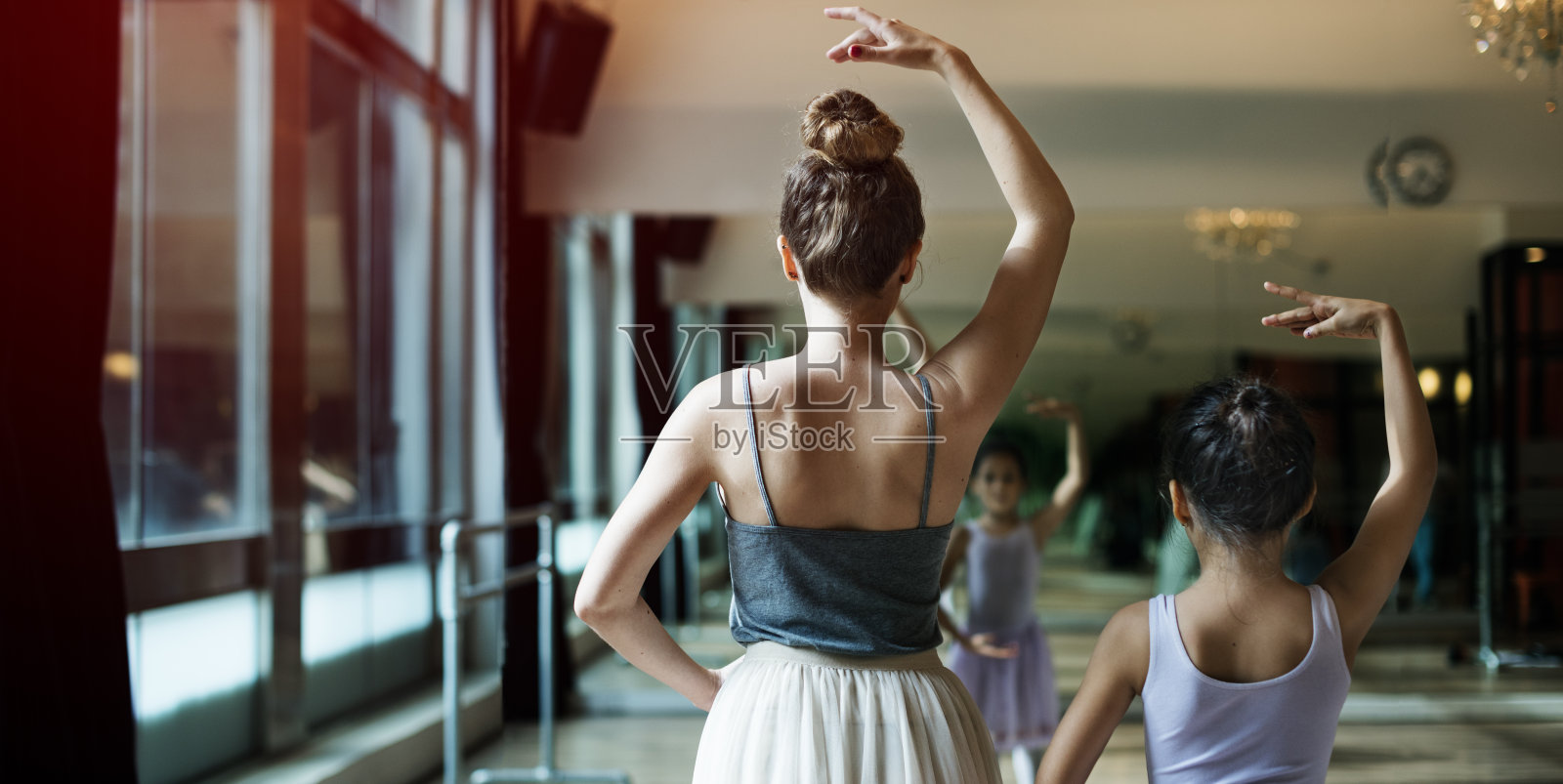 芭蕾舞演员训练学校的概念照片摄影图片