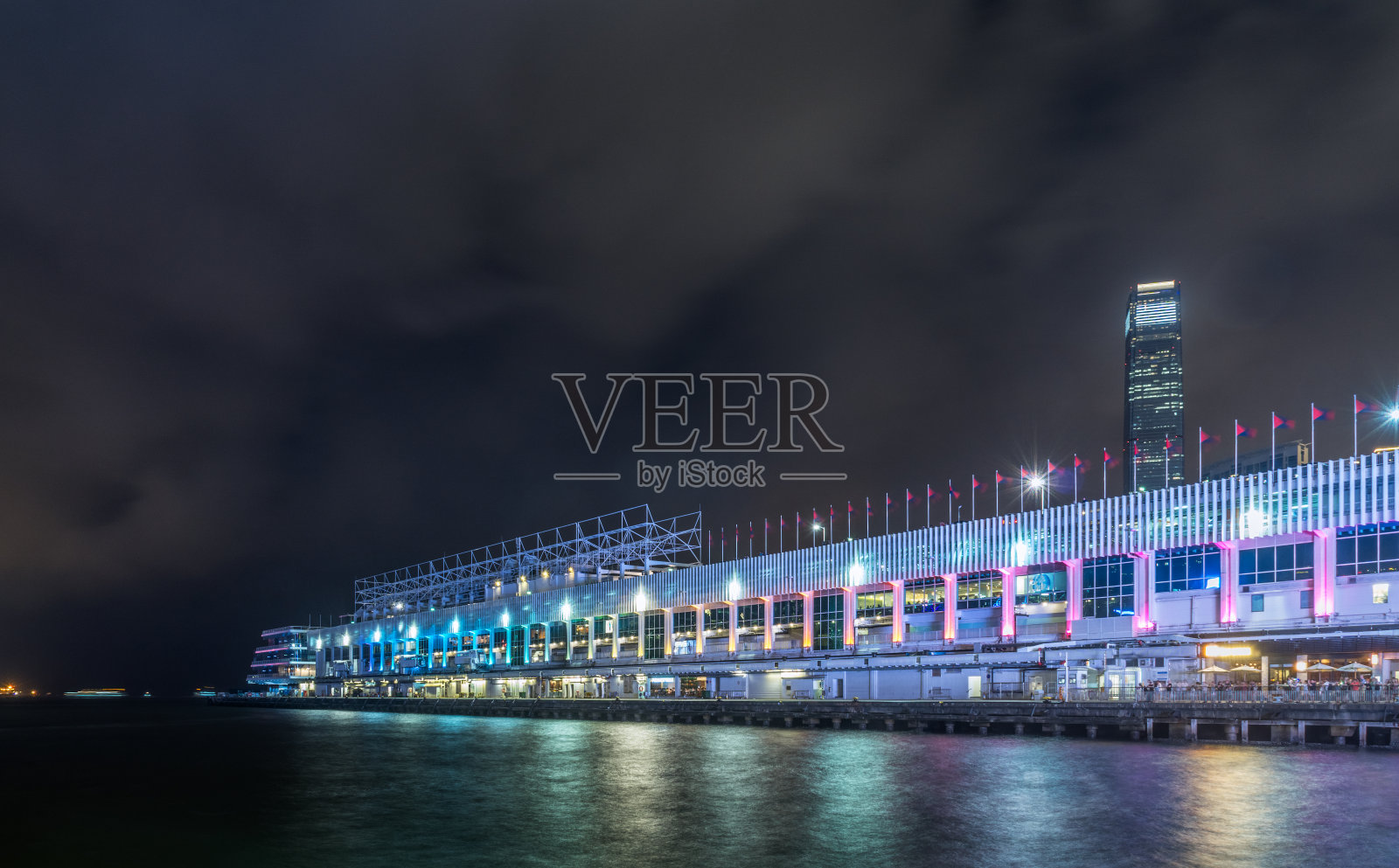 维多利亚港的夜景照片摄影图片
