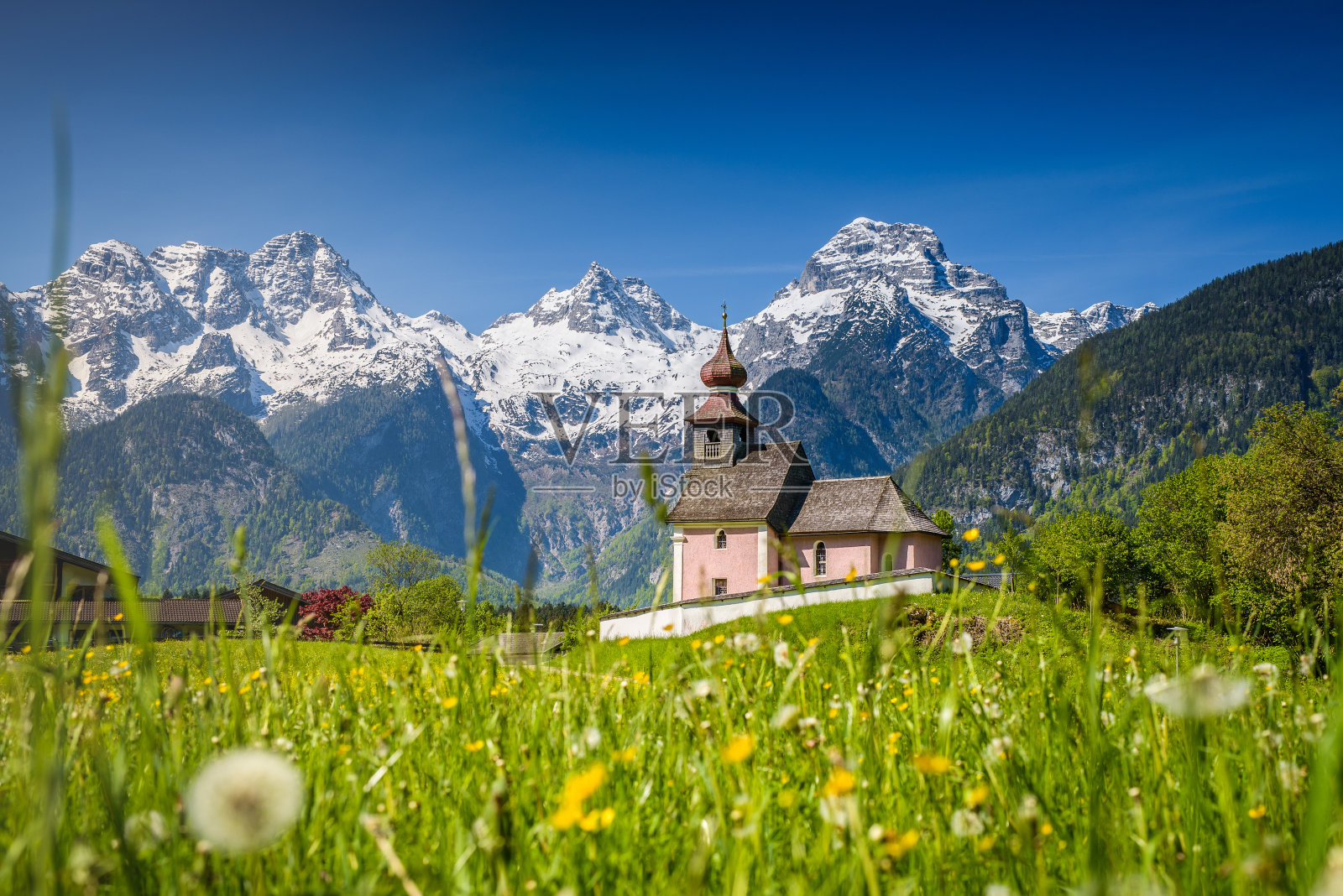 奥地利风景如画的小教堂，Lofer, Salzburger Land，奥地利照片摄影图片