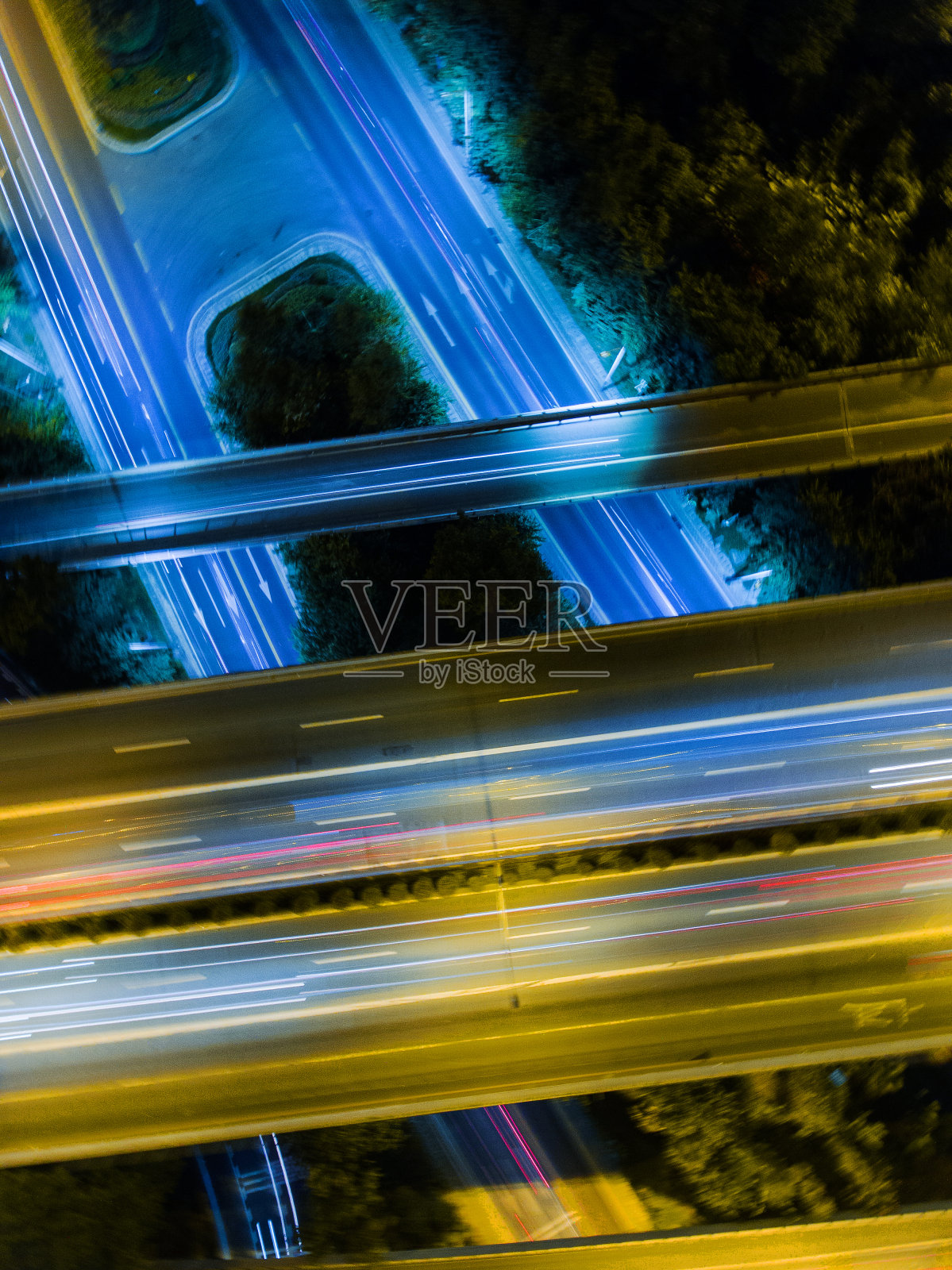 夜间空中高速公路交汇处照片摄影图片