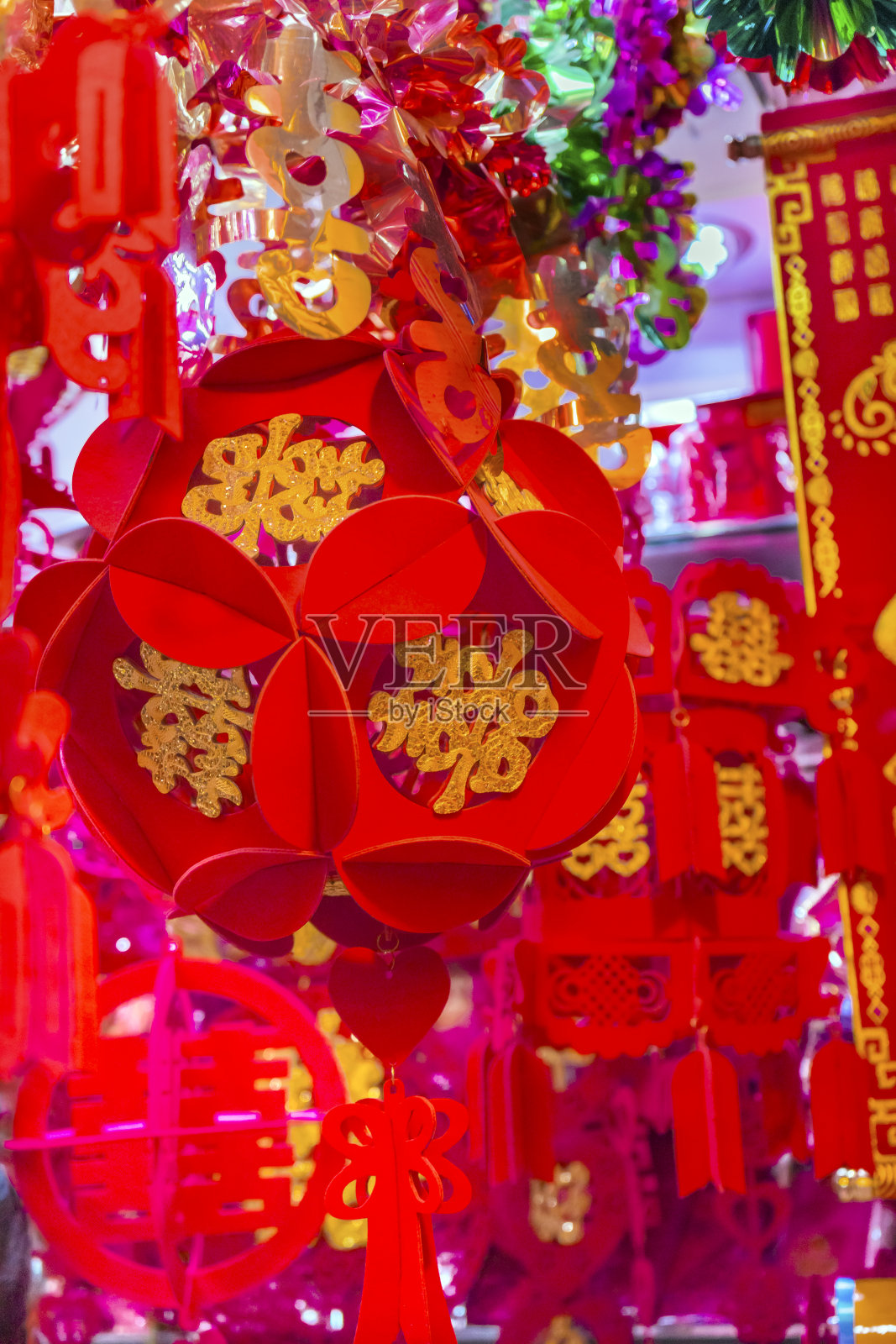 红色中国灯笼农历新年装饰北京中国照片摄影图片