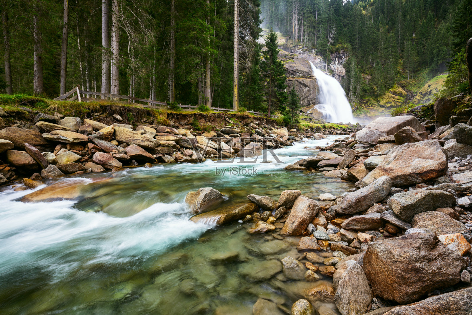 奥地利的克里姆勒瀑布照片摄影图片