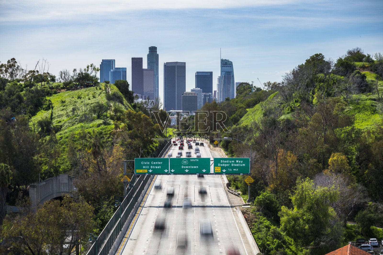 加州洛杉矶高速公路的交通状况照片摄影图片