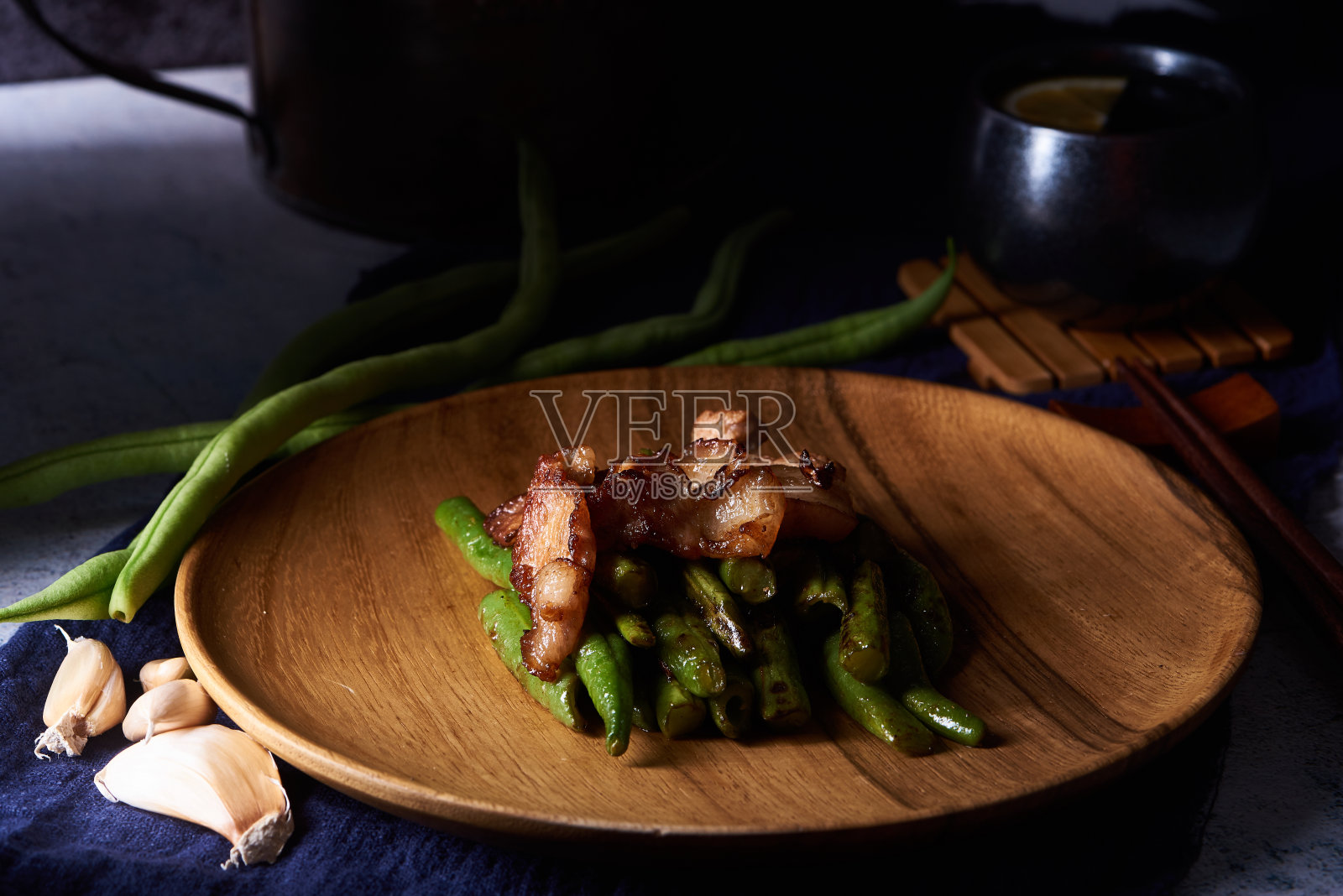 中国菜:青豆炒猪肉照片摄影图片