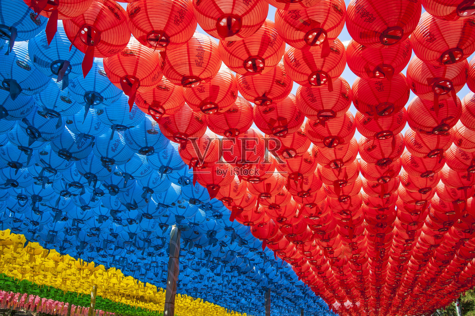 韩国石阁蓝佛寺的纸灯笼照片摄影图片