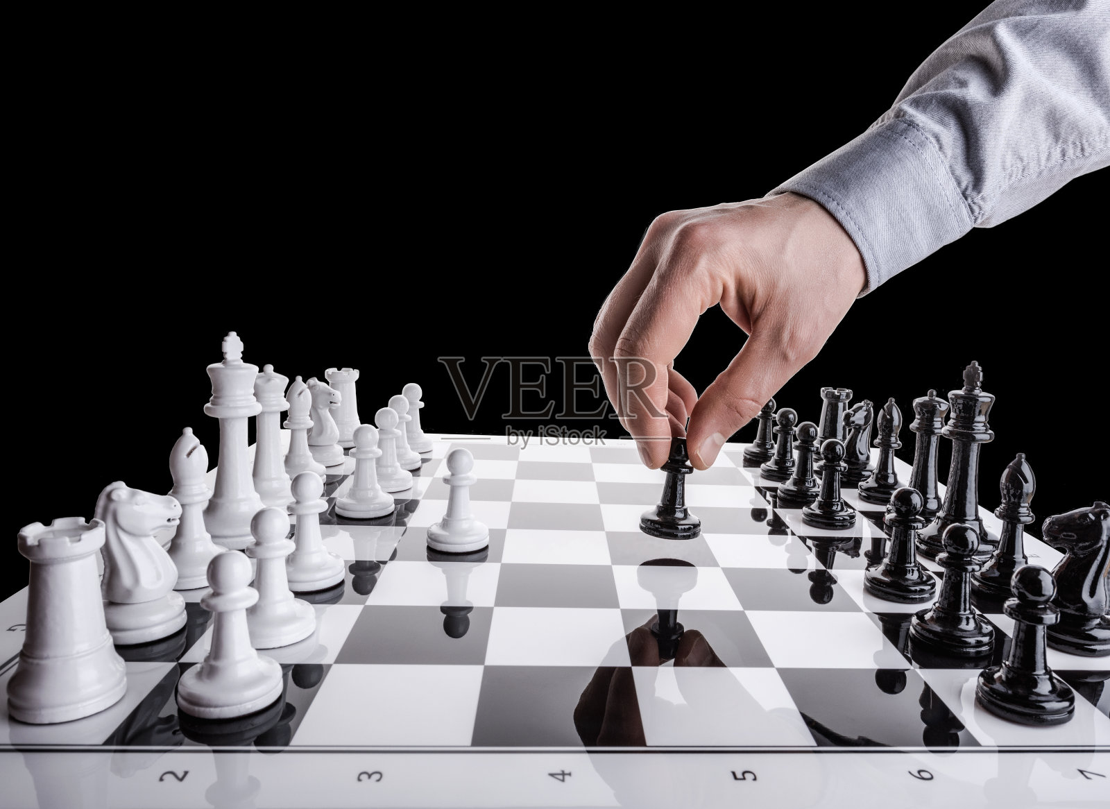 国际象棋比赛。照片摄影图片