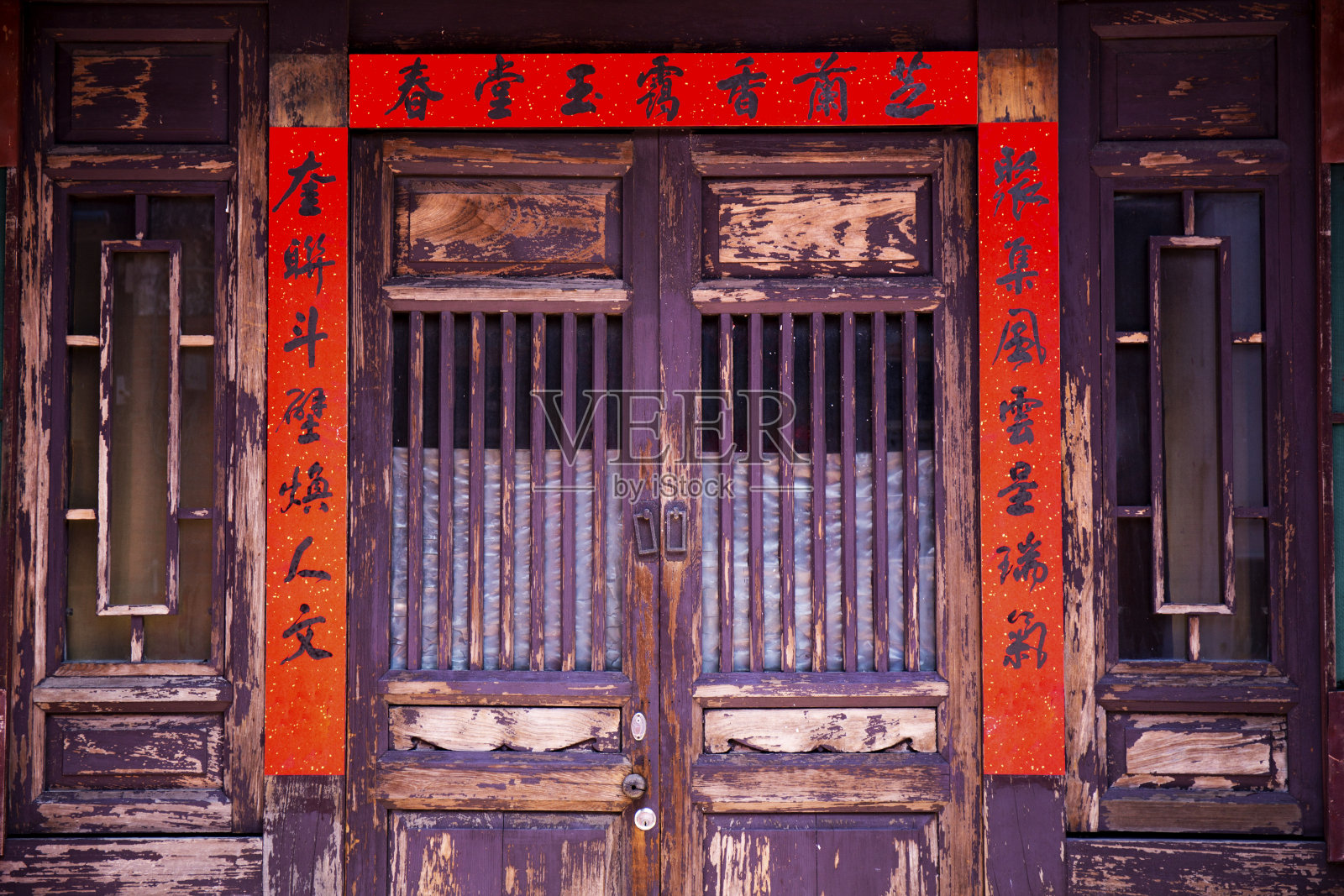 中国的绰号排列在传统的门口照片摄影图片