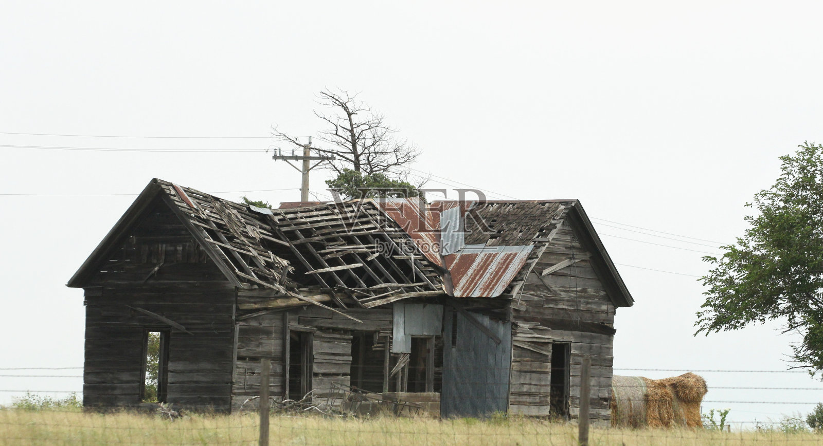 废弃的农舍照片摄影图片