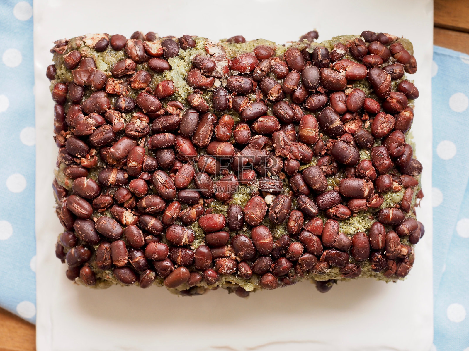 韩式食用艾叶红豆年糕照片摄影图片