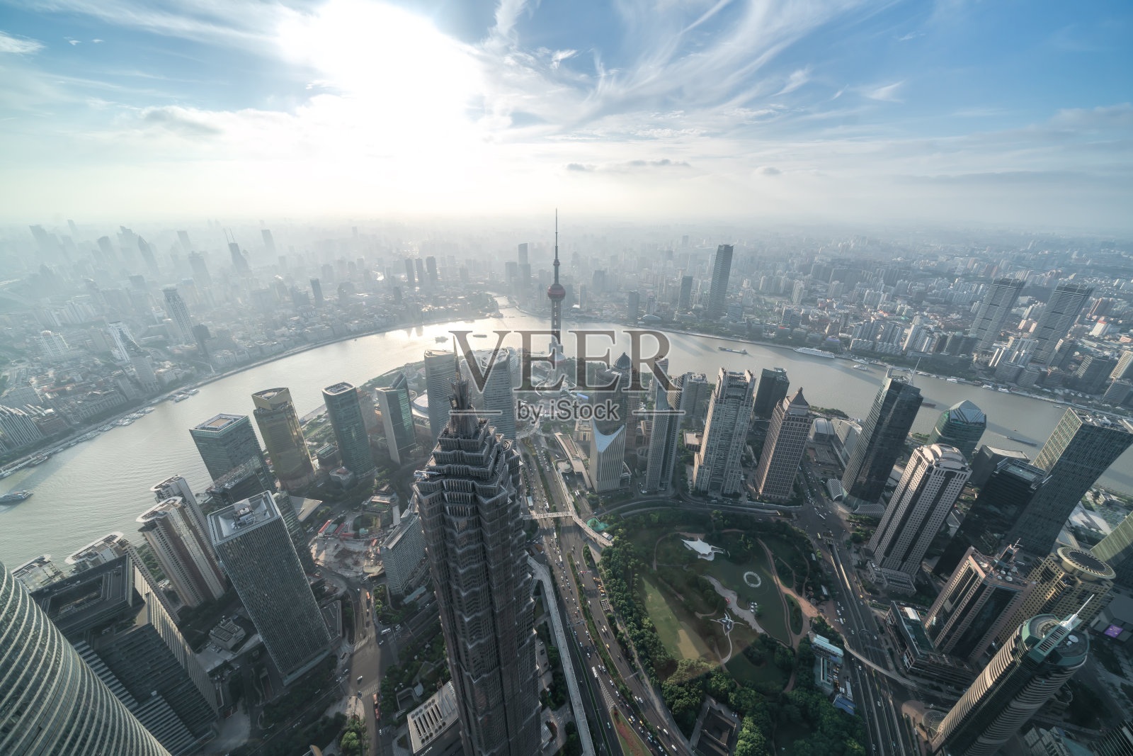 鸟瞰图上海城市景观和城市天际线照片摄影图片