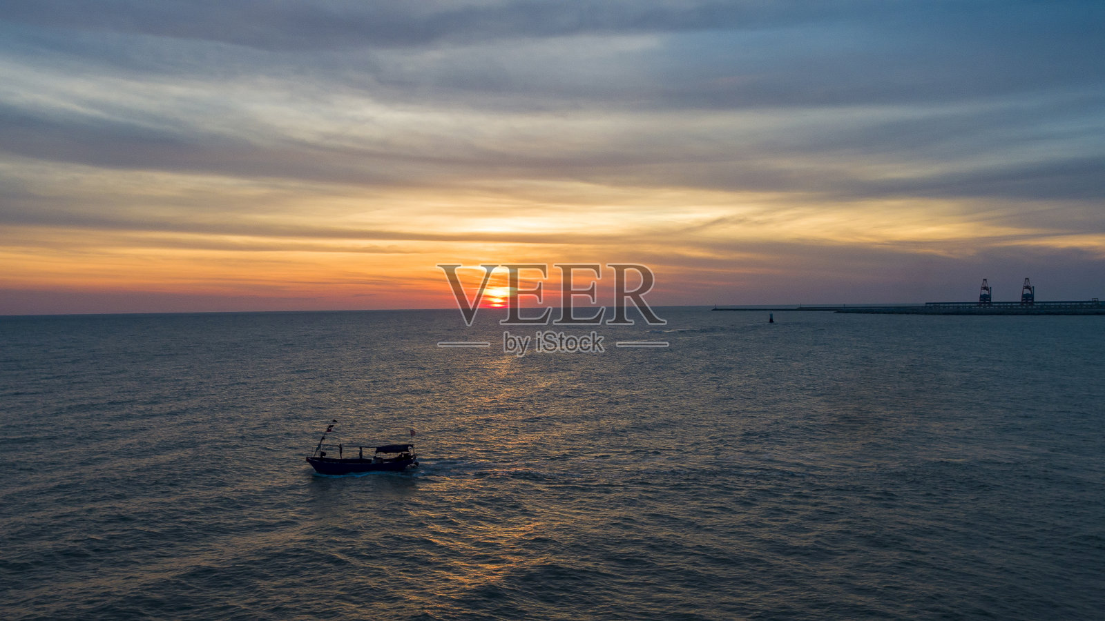 海南莺歌海港口照片摄影图片