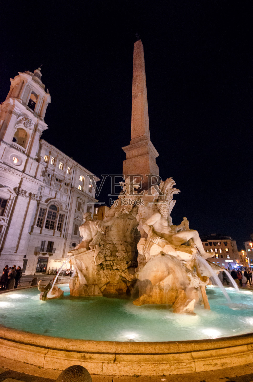 意大利罗马纳沃纳广场的四条河流喷泉照片摄影图片