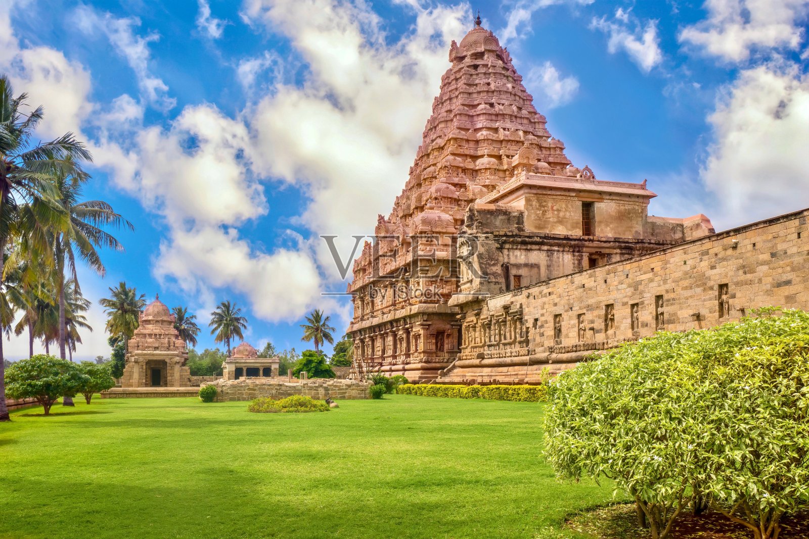 美丽的Gangaikonda Cholapuram寺庙，献给湿婆神，在坦日尔，泰米尔纳德邦，印度。照片摄影图片