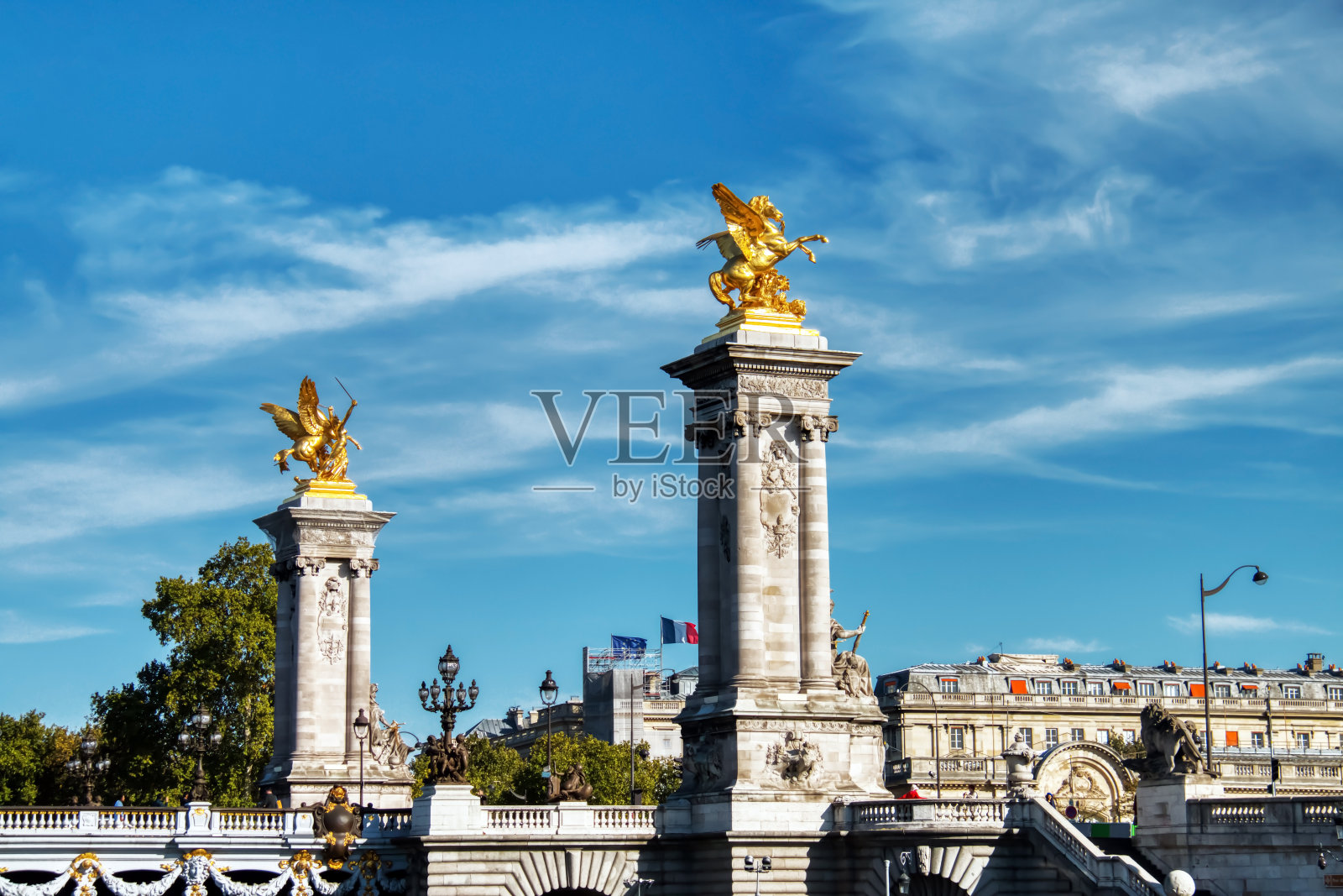 法国巴黎亚历山大三世大桥照片摄影图片