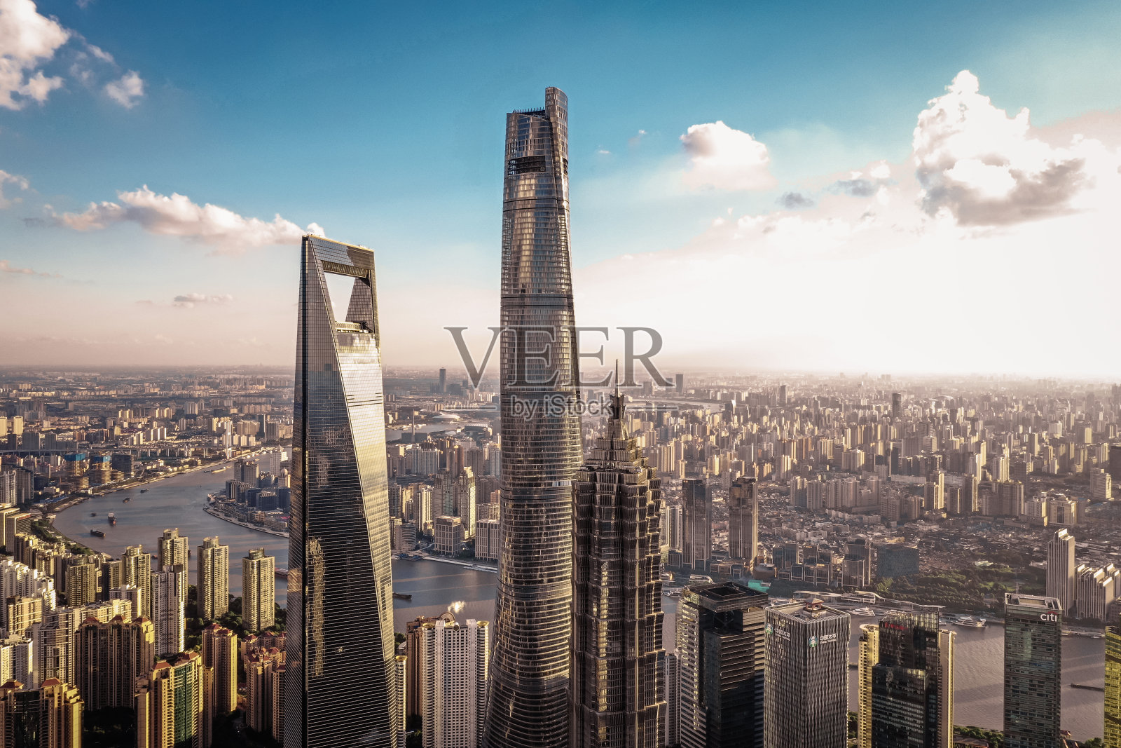 上海摩天大楼鸟瞰图照片摄影图片